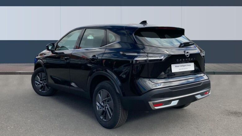 Nissan Qashqai 1.3 DiG-T MH N-Connecta 5dr Petrol Hatchback